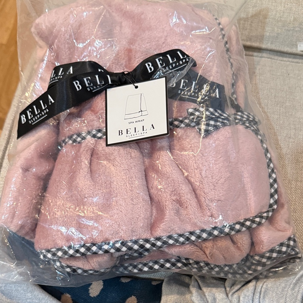 Abella Pink Spa Wrap